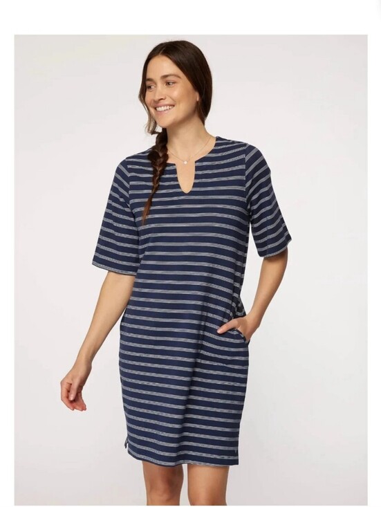 Hang Ten Dresses & Skirts - Hang 10 Striped Pullover Casual Beach Summer Dress UPF 50 Medium